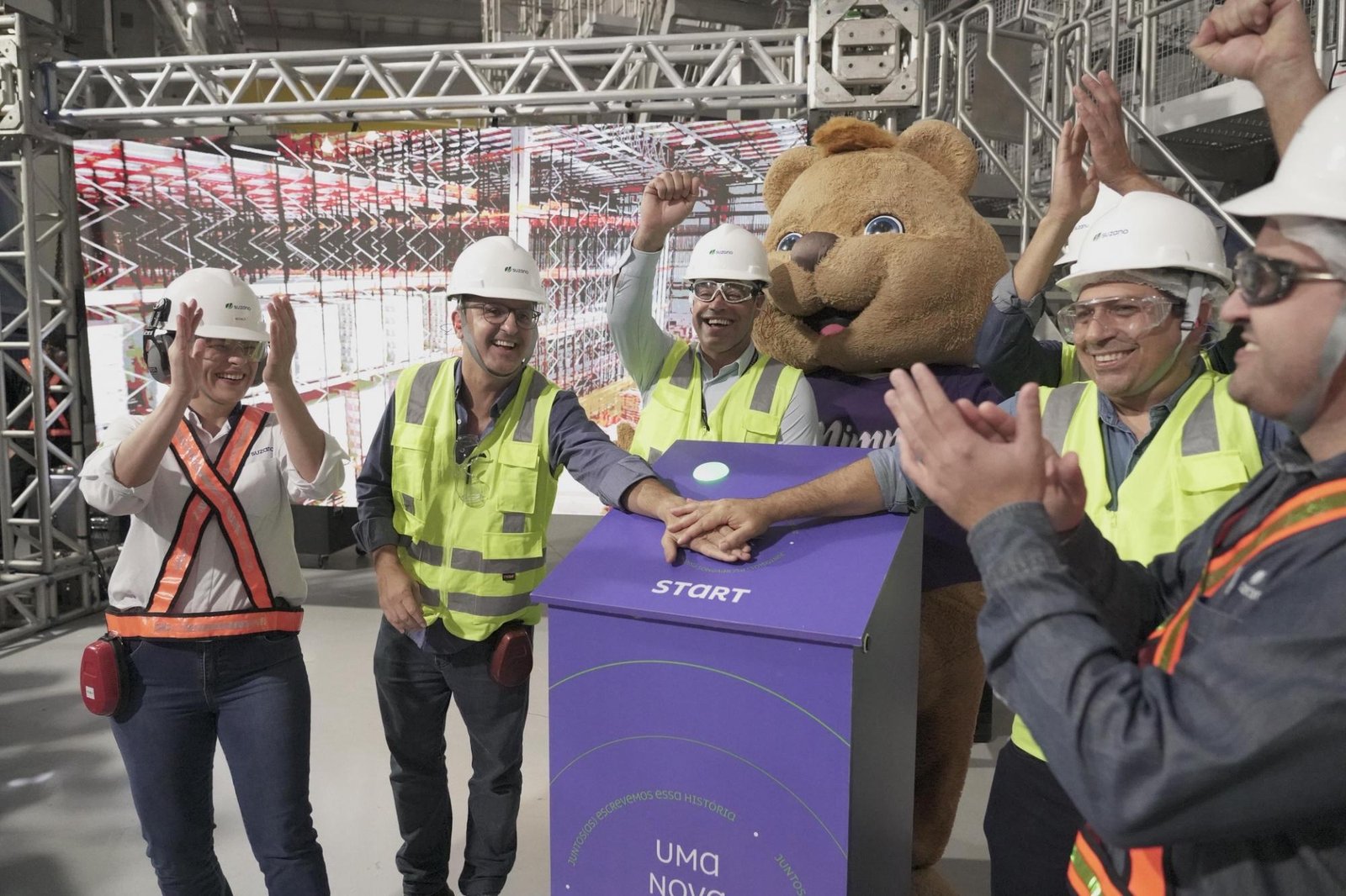 Suzano dá start up à fábrica de papel higiênico em Aracruz e fortalece polo industrial capixaba