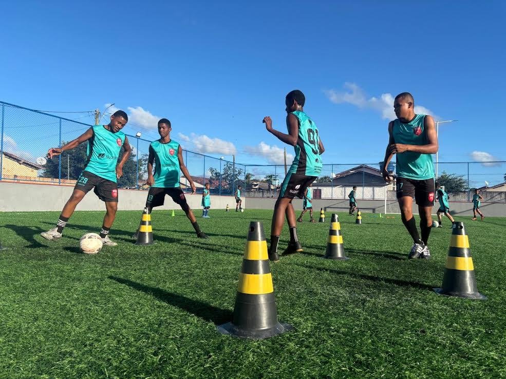 Escolinha de Futebol promove inclusão social em comunidade de Alcobaça Escolinha de Futebol promove inclusão social em comunidade de Alcobaça
