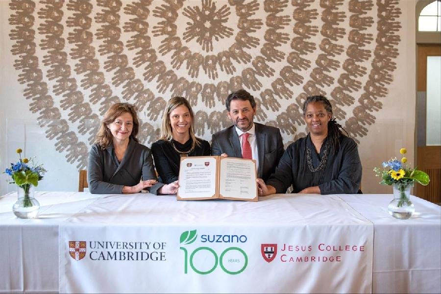 Suzano estabelece acordo de longo prazo com a Universidade de Cambridge  Suzano estabelece acordo de longo prazo com a Universidade de Cambridge