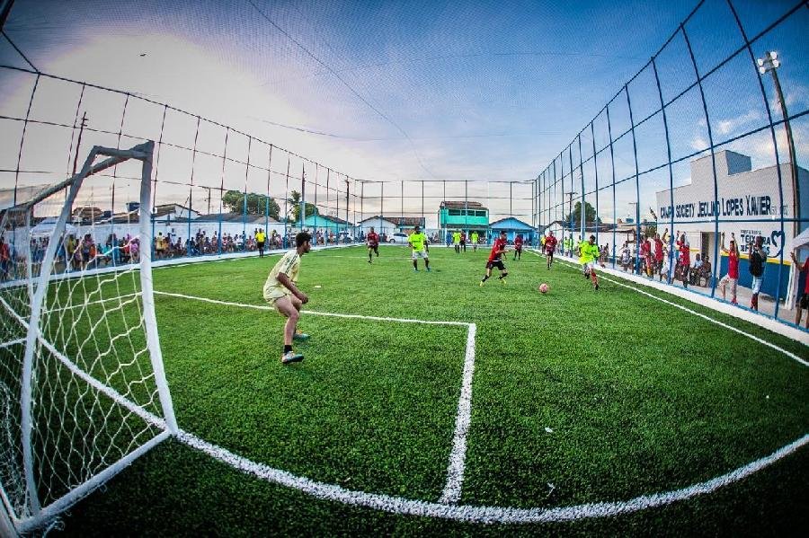 Prefeitura inaugura Campo de Futebol Society em Santo Antônio