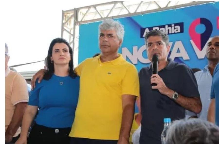 A Prefeita de Nova Viçosa Luciana Macahado e o Deputado Estadual Rodinho recepcionaram o Ex Prefeito de Salvador e pré candidato ao Governo do Estado ACM Neto