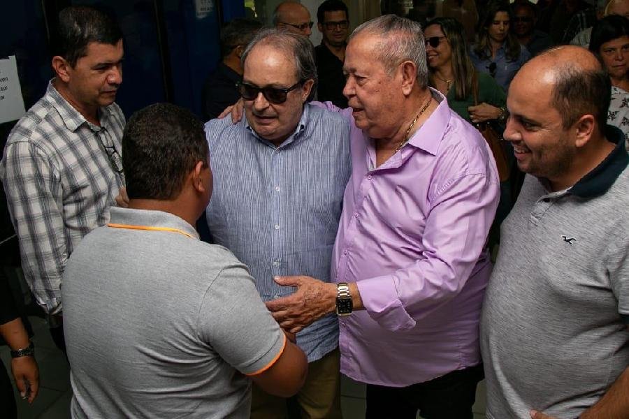 Prefeito de Conceição de Macabu-RJ visita 37ª Exposição de Teixeira de Freitas