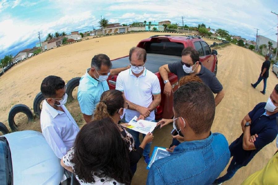Prefeito Dr. Marcelo Belitardo visita bairro Colina Verde e anuncia pavimentação