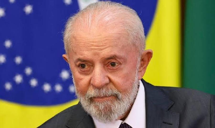 Avião de Lula retorna ao México após problemas técnicos