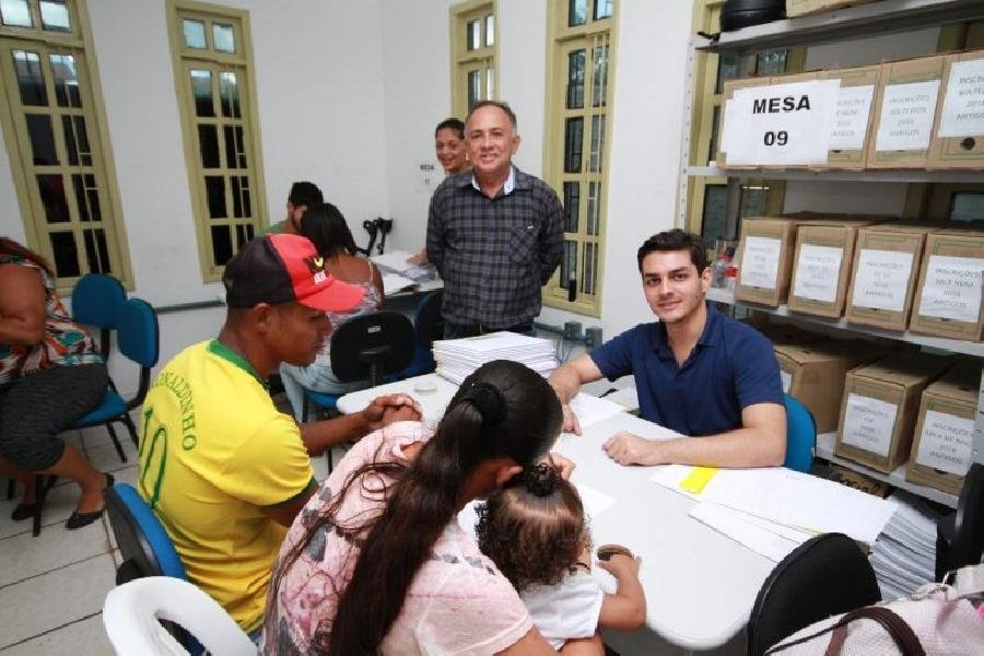  Prefeitura de Teixeira realiza mutirão de recadastramento do programa de Escritura Legal