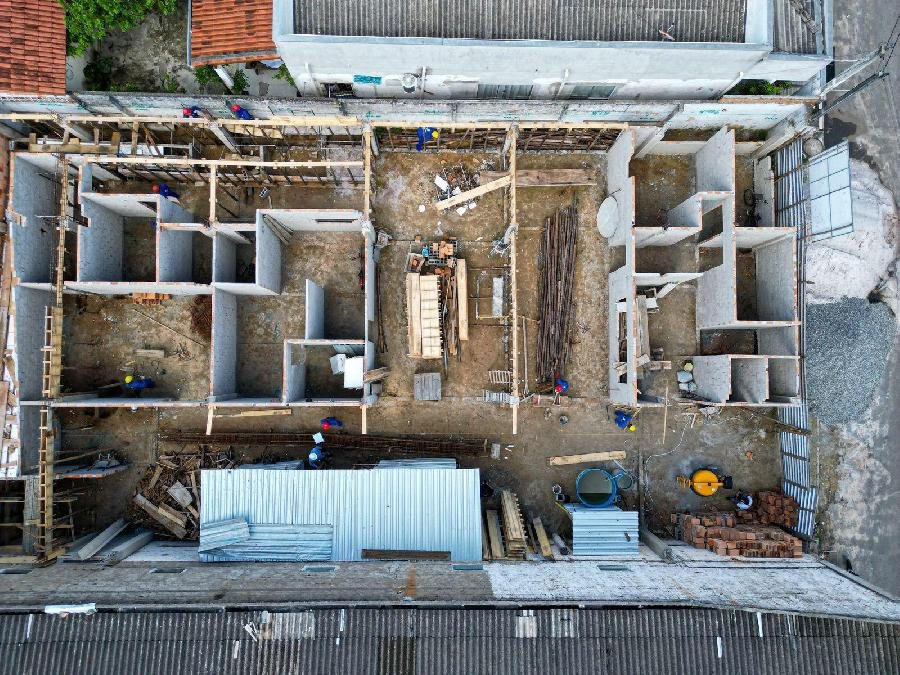 Prefeitura de Teixeira de Freitas Avança na Construção da Escola Jardim Caraípe Prefeitura de Teixeira de Freitas Avança na Construção da Escola Jardim Caraípe