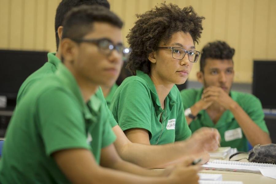 Programa de qualificação de jovens da Suzano recebe inscrições até 13 de junho em Mucuri (BA)