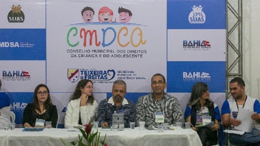  Conferência Municipal dos Direitos da Criança e do Adolescente é aberta com a presença de autoridades em Teixeira de Freitas