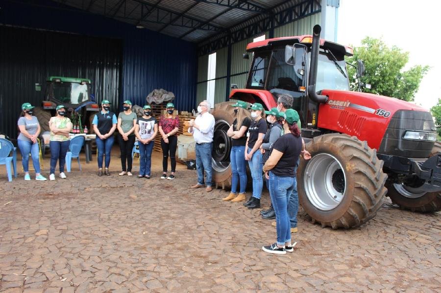 Curso de tratorista para mulheres será realizado pela Secretaria de Agricultura em Jardim Novo
