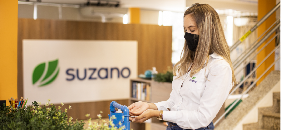 Presença de mulheres em cargos de liderança vira compromisso financeiro na Suzano