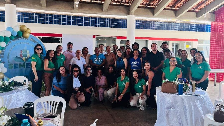 Suzano promove Encontro do ADE Abr'olhos em Caravelas e comemora avanços de 2025 na educação pública