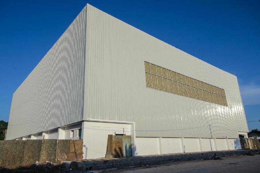  Obras do Centro de Iniciação ao Esporte em Teixeira de Freitas avançam