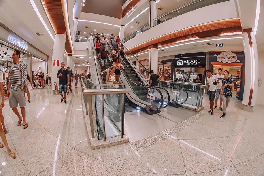 Menino barrado em loja porque “não ia comprar nada” será indenizado