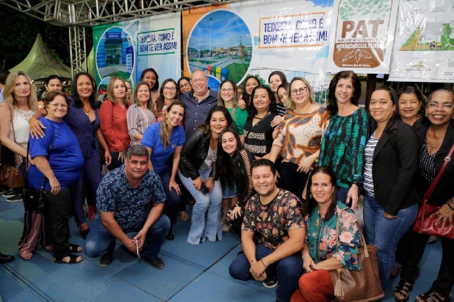 Temóteo Brito abre oficialmente a 37ª Expo Teixeira e reúne autoridades