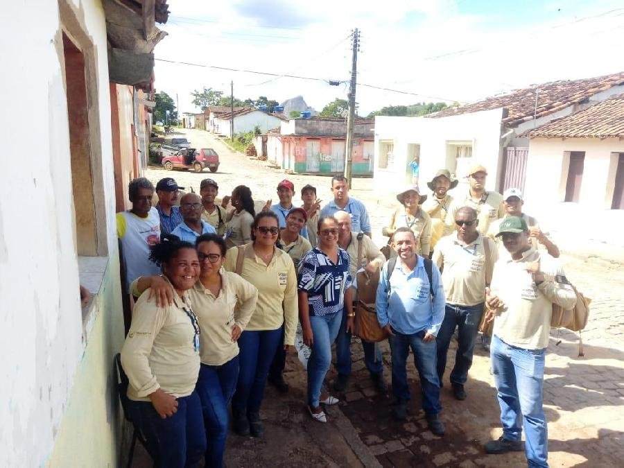  Agentes de Endemias realizam ação em Cachoeira do Mato