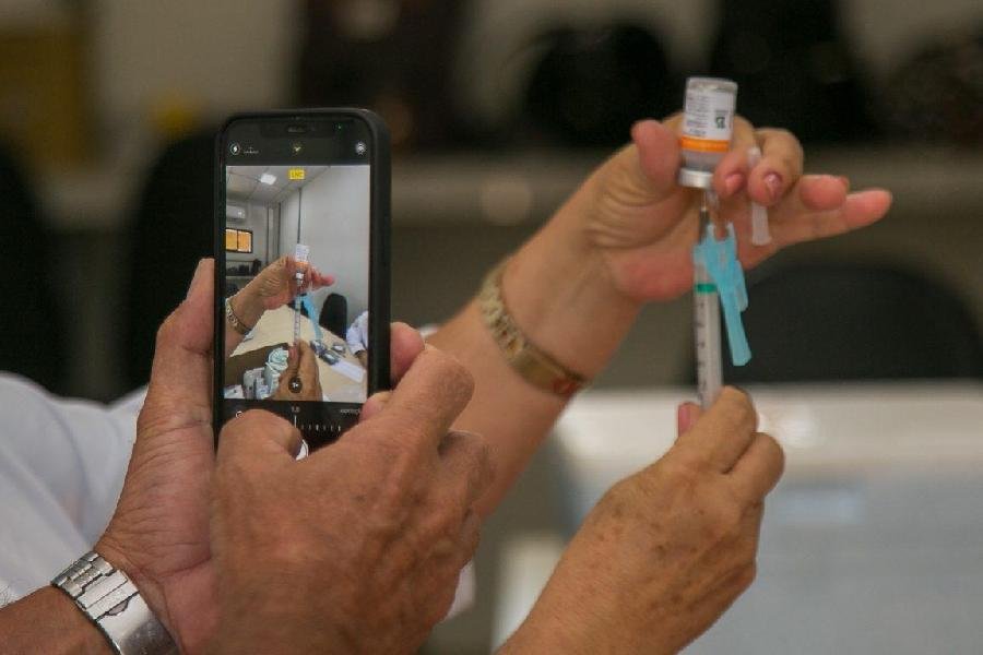 Ações de DOSE 1, DOSE 2 e DOSE 3 de Covid-19 nesta sexta-feira (8); Confira