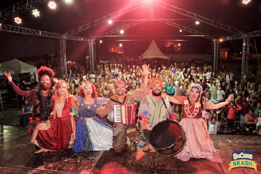 Mais de 9 mil pessoas prestigiaram Projeto EmCena Brasil em Conceição da Barra (ES) e Nova Viçosa (BA)