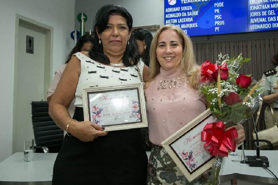  Dia da Mulher: Funcionárias da Prefeitura de Teixeira de Freitas são homenageadas pela CMTF