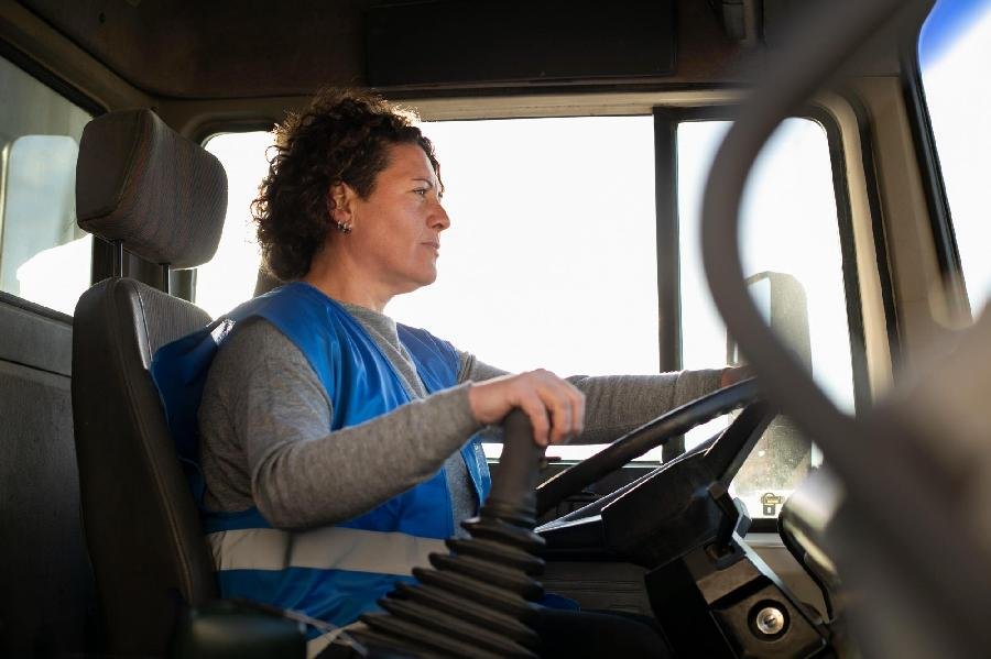 Suzano e Santa Clara abrem vagas para formação de condutoras de transporte coletivo