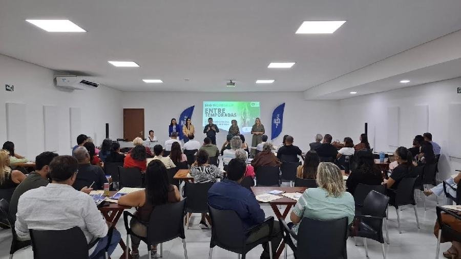 Encontro reúne empresários para discutir o turismo na Costa das Baleias