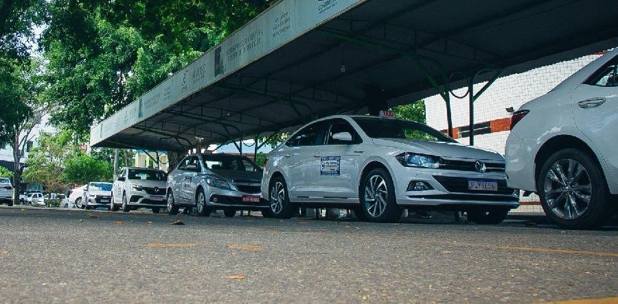 Prefeitura prorroga renovação dos Alvarás de táxi e mototáxi até dia 31 de outubro