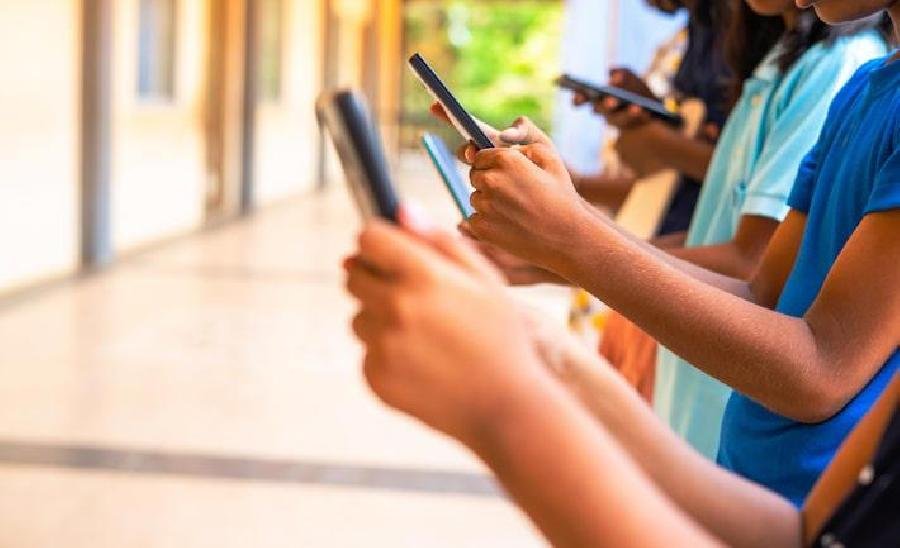 Celular proibido nas escolas